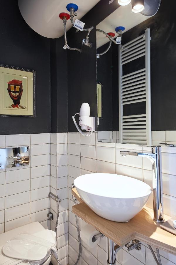 Spacious Suite W. Huge Balcony + Acropolis View เอเธนส์ ภายนอก รูปภาพ