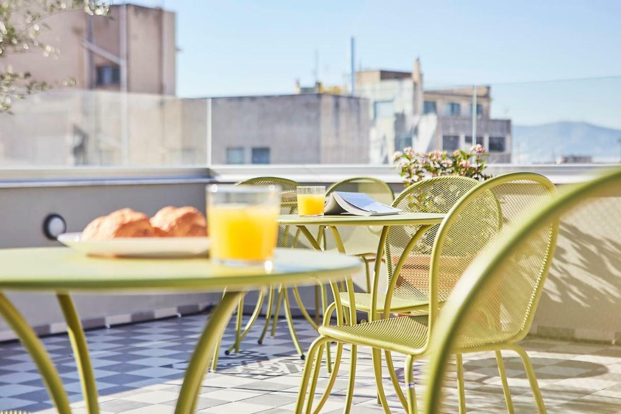 Spacious Suite W. Huge Balcony + Acropolis View เอเธนส์ ภายนอก รูปภาพ